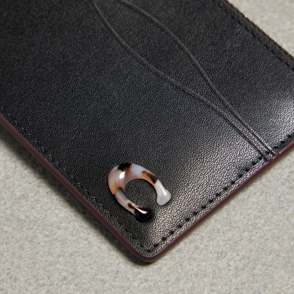 Coach Wavy Zip Card Case With Key Ring In Smooth Coachtopia Leather Black | COH865597