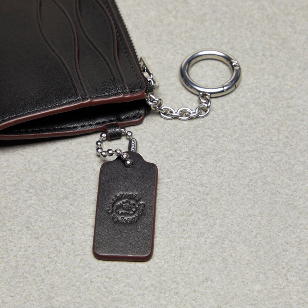 Coach Wavy Zip Card Case With Key Ring In Smooth Coachtopia Leather Black | COH865597